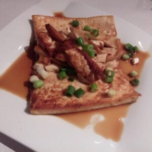 tofu grills avec sauce de soja